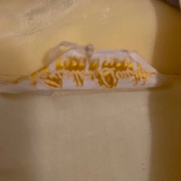 Vintage Silk Yellow Floral Embroidered Japanese Kimono - Picture 5 of 7